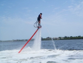  Introduzione e introduzione al flyboard a Giens 